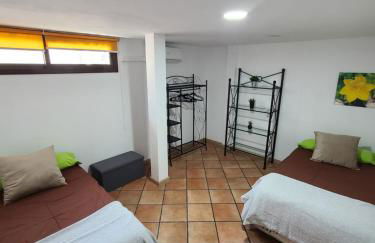 La Plumaria de Málaga - Photo 13