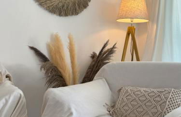 Elegant Apartment with Sea View and Swimming pool - Photo 6