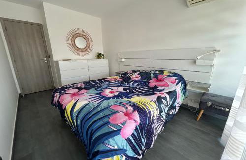 L'ESTIVALIERE - Golfe Juan - Confortable T3 vue mer - climatise et garage ferme - Photo 12