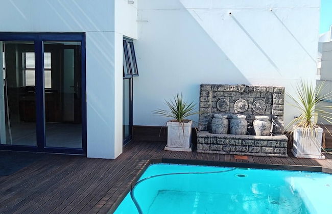 Relax in Style at Ndigo Blue, Langebaan's Coziest Holiday Home - Foto 16