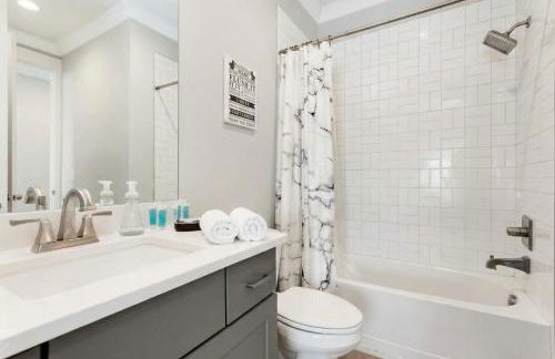 Lux Nashville Retreat 12 Beds Games Bar - Foto 76