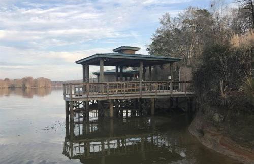 Cozy lakefront cabin with boat house and ramp on T - Foto 48