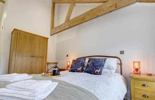 Loft 11 - Unique Apartment with Stunning Views - Photo 27