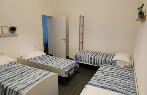 Vista sul carruggio, centro storico di Chiavari - Photo 23