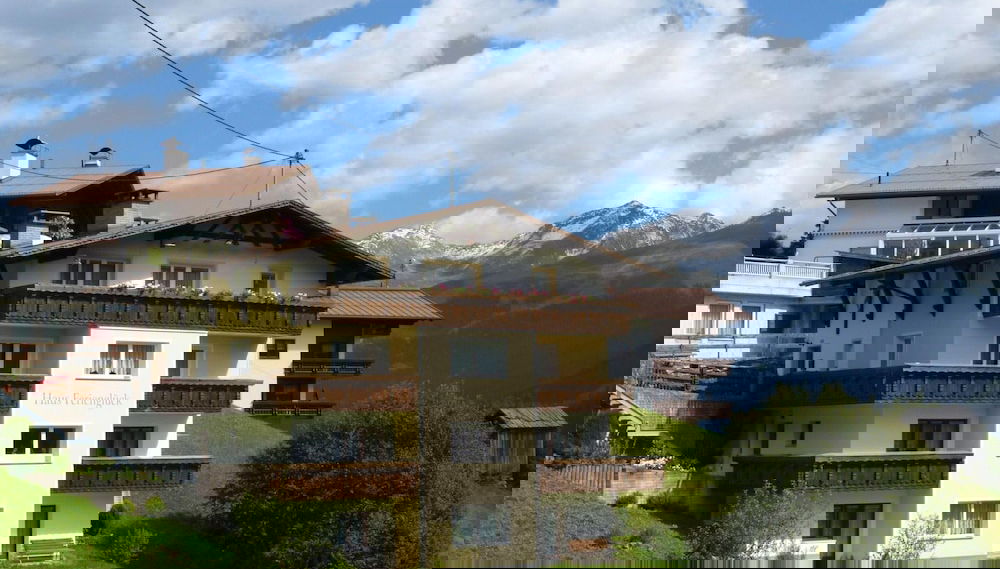 Chalet in Kappl Near Ski Lift & Erlebnispark - Foto 1, Imagen principal