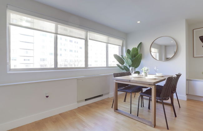 Modern Apartment Near D.C. Landmarks - Foto 7