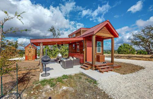 Romantic Tiny House with Views in Harper! - Foto 1