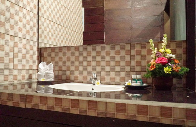 Dukuh Baturan Villa - Photo 8