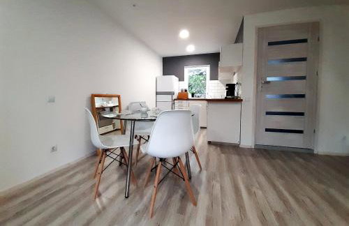 Domek nad stawem - Foto 12