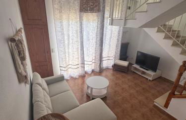 house near the beach - Photo 9