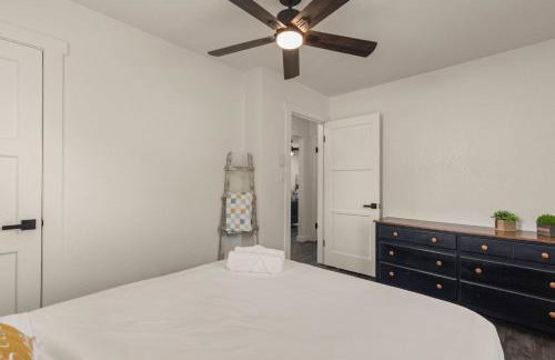 Monticello Cottage in Tulsa - Photo 7