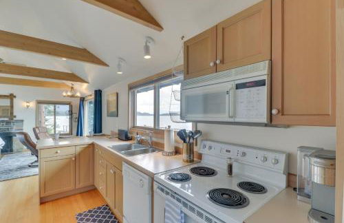 Cozy Flathead Lake Cabin with Picturesque View - Foto 14