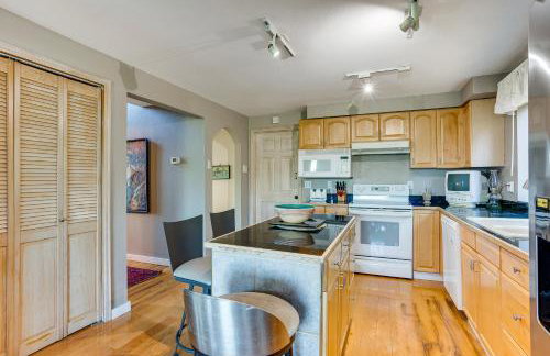 Federal Way Vacation Rental Bay and Mountain Views! - Foto 9