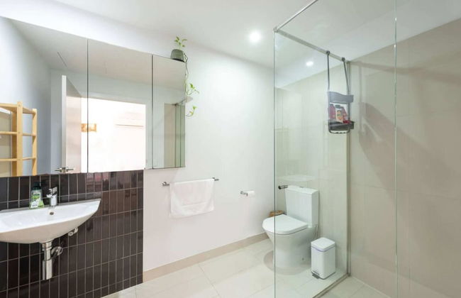 Cozy 1bed Unit in Leafy Carlton - 10 Mins From CBD - Photo 6