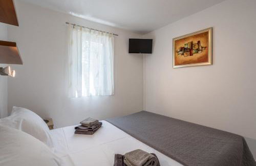 House Oliva with private pool and large garden - Photo 25