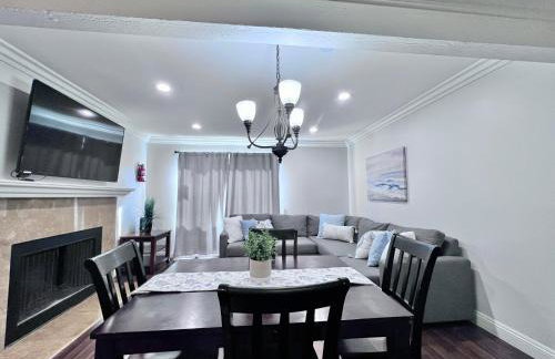 Luxurious 2 Bedroom Condo Shortest Walk To Disney - Foto 14