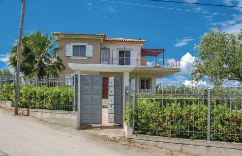 Two-Bedroom Holiday Home In Livanates - Foto 7