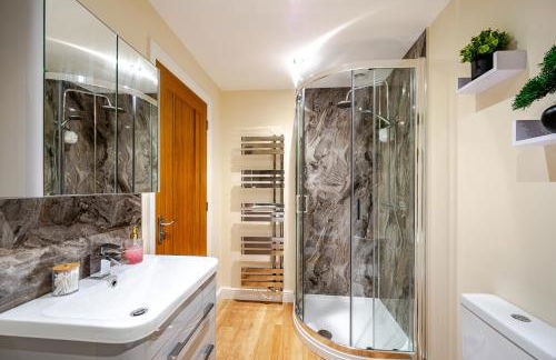 5-Bed Holiday Home with Hot Tub near Shrewsbury - Foto 50