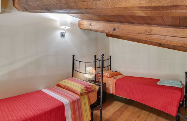 Villa in Piandimeleto With Pool & Sauna - Foto 10