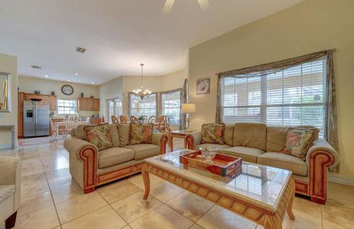 Vista Park Family Retreat with Pool - Foto 19