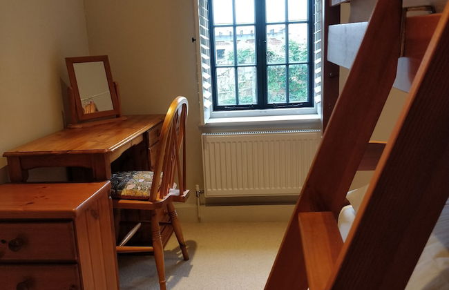 Henry VIII Cottage - Photo 6