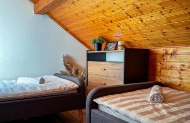WoodenHouse with two Apartments - Foto 30