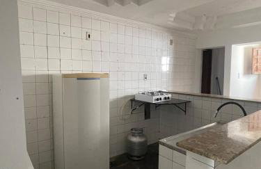 Casa com piscina no Centro da cidade - Foto 6