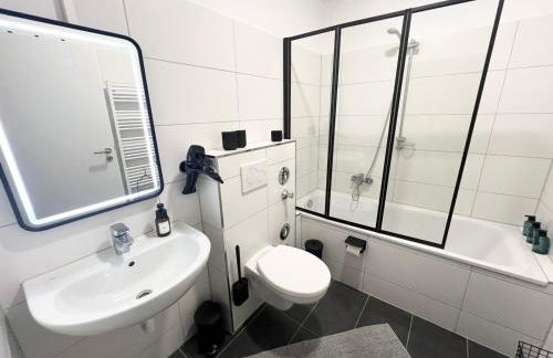 100m E-Ladestation - max 4 pers - Düsseldorf - Ruhrgebiet - Pilgerstätte - Foto 3