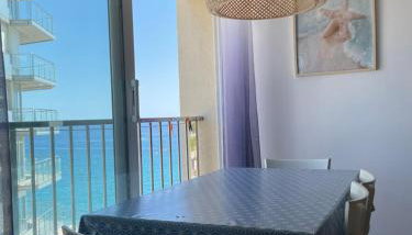 Apartamento Primera Línea de Mar - Foto 1