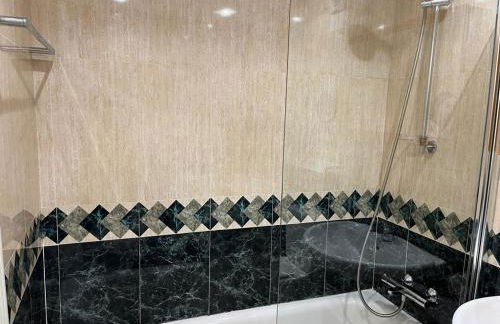 Piso en el centro de Laredo a pie de playa - Foto 13