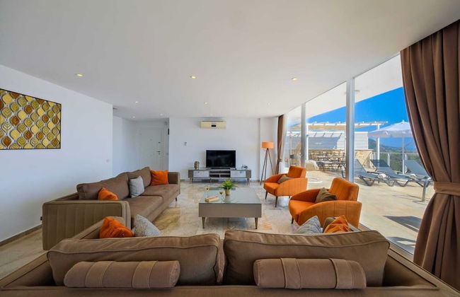 Villa Lumiere 3 Luxurious 5 bed Villa in Kiziltas Kalkan With sea Views - Photo 27