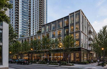 Global Luxury Suites at Town Center - Photo 2