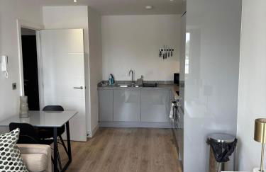 Modern 1 Bedroom Apartment, Solihull - Foto 8