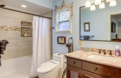 Walk to Sandusky Bay Home with Hot Tub and Fire Pit! - Foto 13