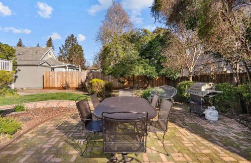 Downtown Napa HOT TUB Retreat - 3 Bed l 2 bath - Foto 3