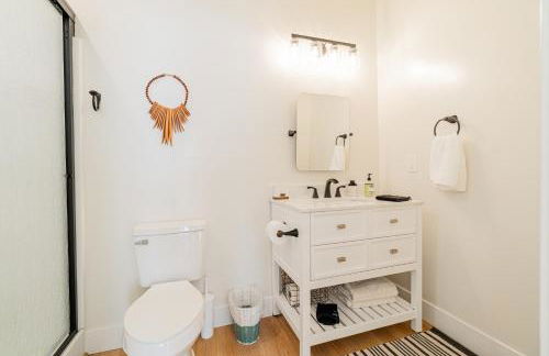 Reno Dream Cottage: Delightful 2-Bedroom Sanctuary - Foto 13