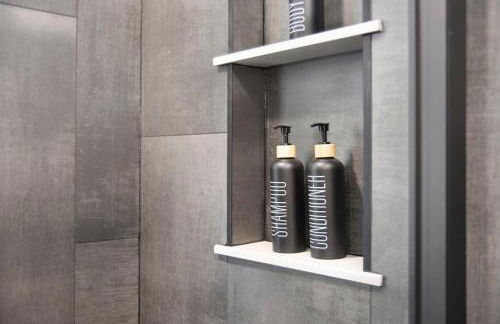 Adorable 2BR Hot Tub Close to Attractions - Foto 31