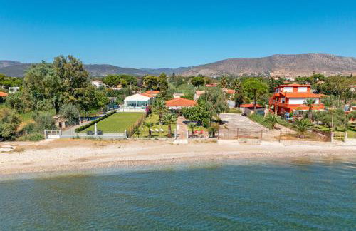 Maria’s Mansion 3 m from the SEA - Foto 16