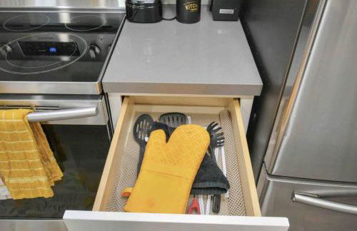 Central Yellow Gem: Cozy Views & Proximity - Foto 39