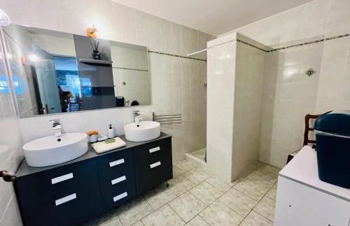 Le domaine des Oliviers ALES Piscine Jacuzzi Sauna - Foto 52