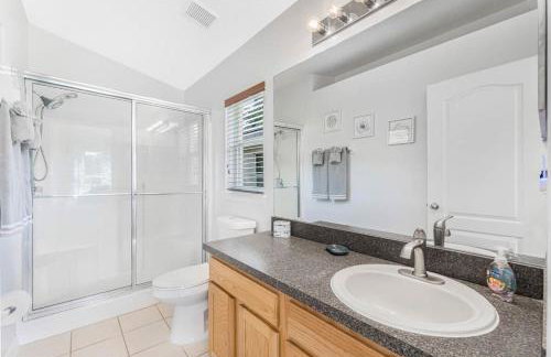 Stunning Newly Renovated Pool Home close to Disney - Foto 12