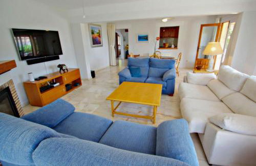 Nessa - well furnished villa with panoramic views in Benitachell - Foto 21