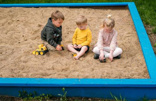 Beautiful Family Cabin with Cozy Interior and Exterior in Saint Croix Falls, Wisconsin - Foto 16