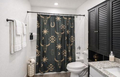 5bd/3ba Family Oasis with Playground and Pool - Foto 29