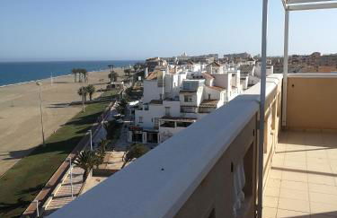 ATICO EN PRIMERA LINEA DE PLAYA - Foto 17