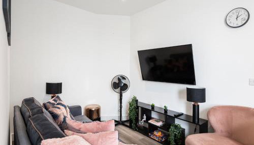 Cozy Vibes Refined 2BR Flat - Foto 3