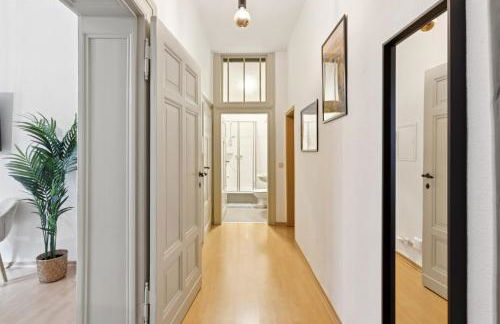 Larooms Halle - Apartment KU11 - 2 Schlafzimmer - 4 Betten - Waschmaschine & Trockner - Foto 9