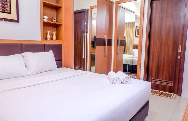 Cozy Pool View Kemang Village Residence Apartment with Direct Access to Mall - Foto 8