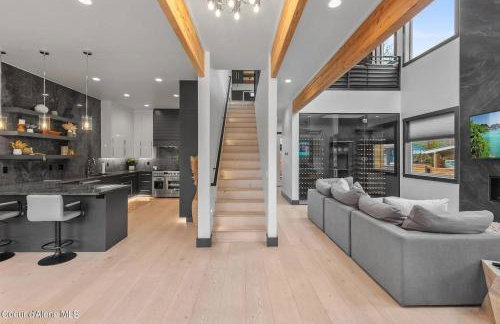 Luxury Home mins from Downtown CDA - Foto 8