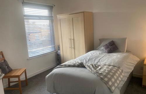 Angies 2 bed home in Eccleston near Liverpool sleeps 5 - Foto 16